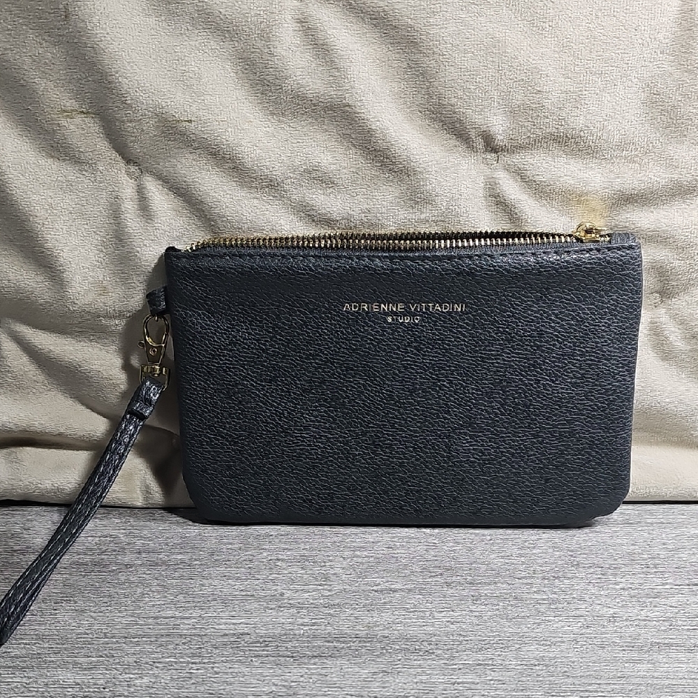 Adrienne Vittadini Textured Black Wristlet